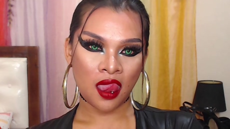 yourtrannyqueenxxx  05-01-2022